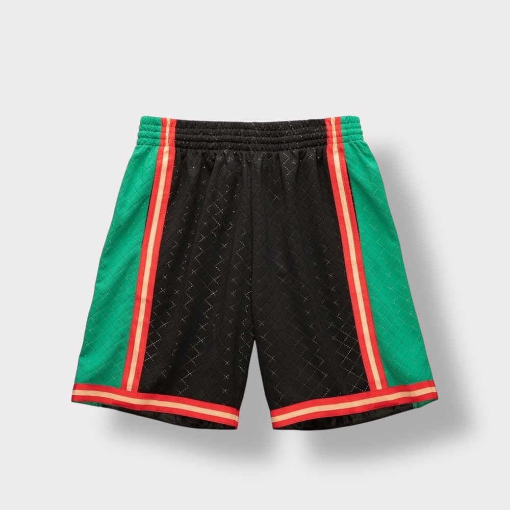⛹🏻‍♀️ Mitchell & Ness 1996-97 LA Lakers Swingman Neapolitan Shorts